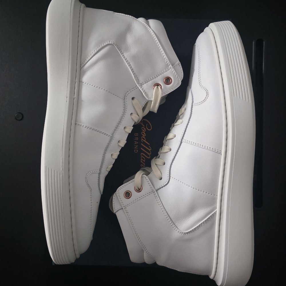 Good Man Brand Triple White Sneaker NEW w/tag US 10